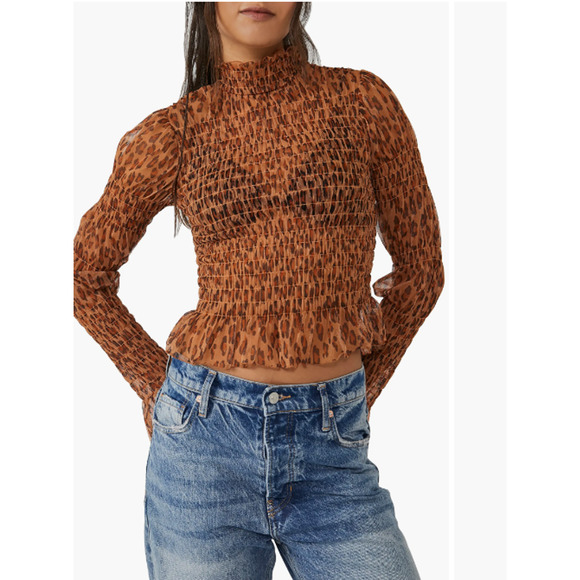 Free People Hello There Smocked Crop Top Leopard Size M Long Sleeve NWT - Picture 1 of 7
